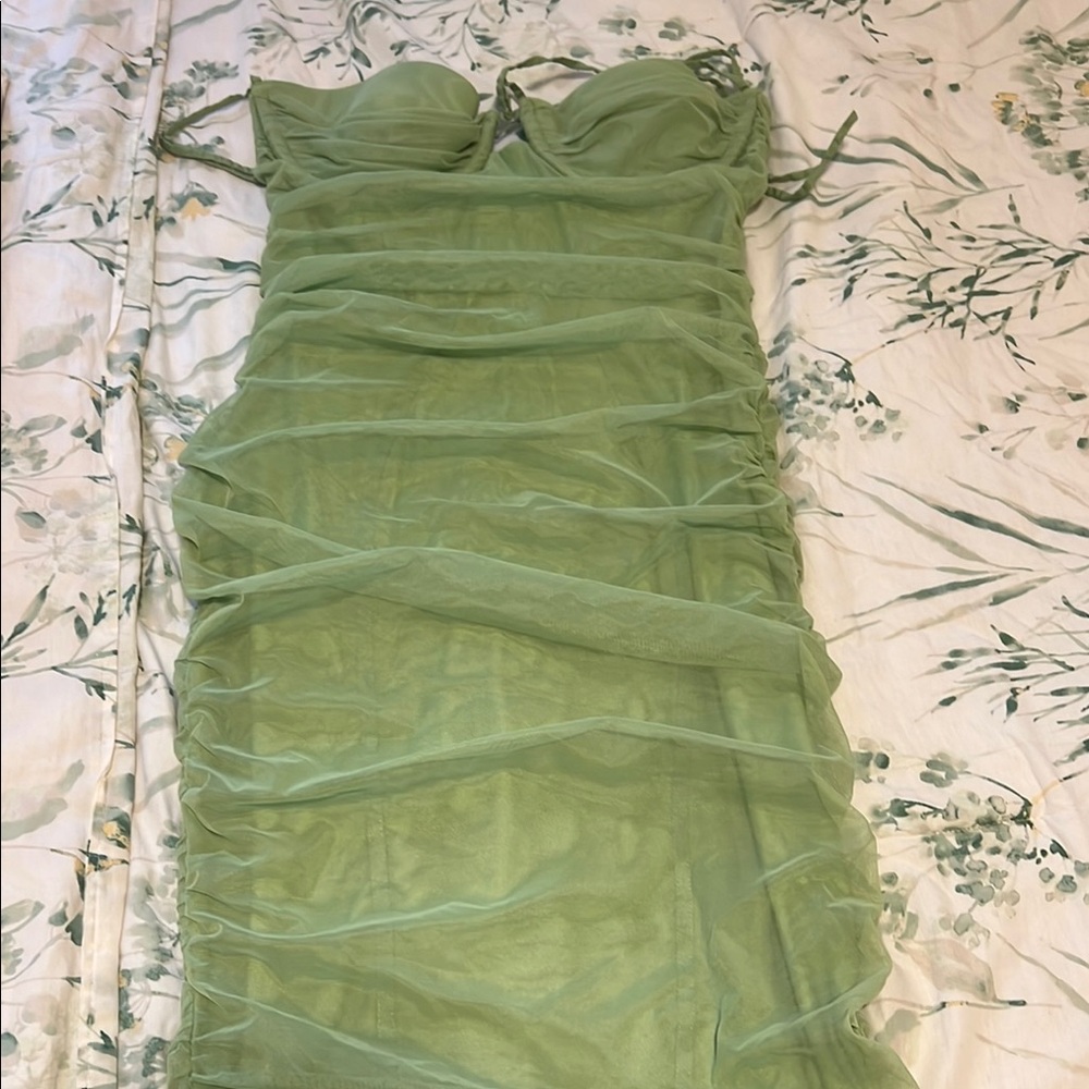 Elegant Green  Dress Oh Polly sz6